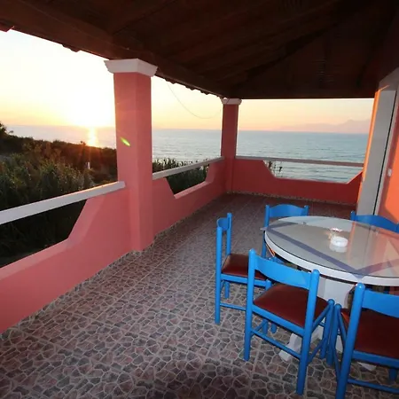 Bantounos Apartment